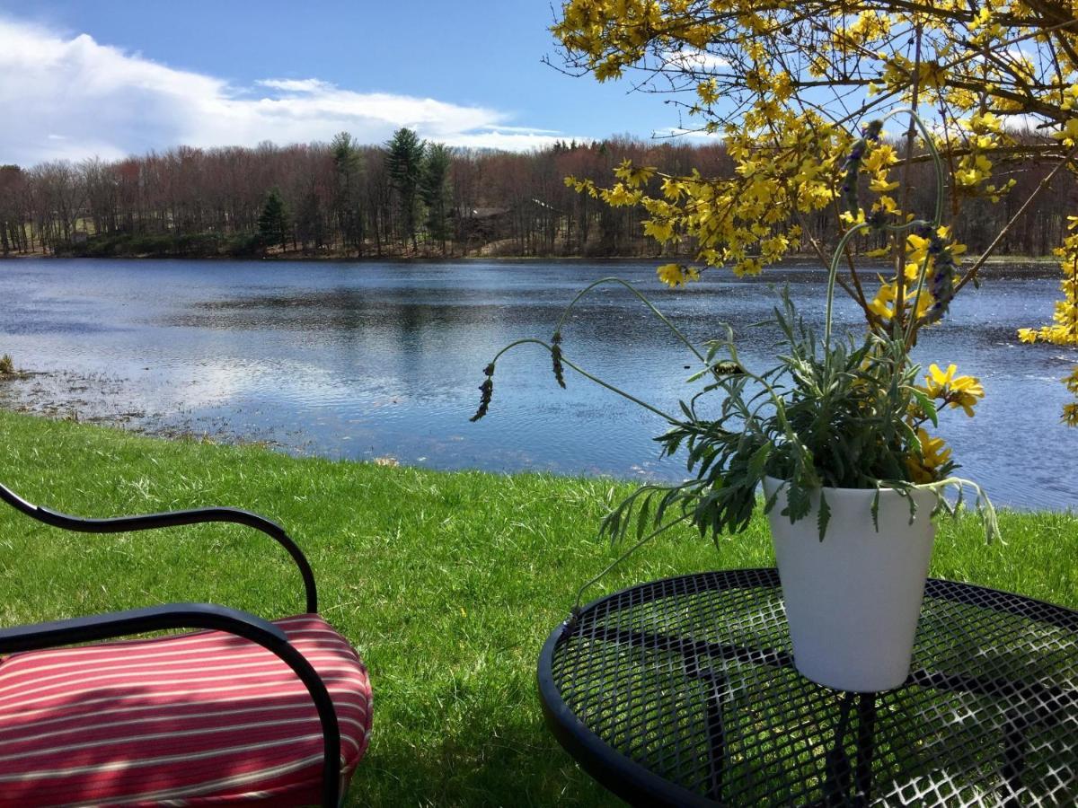 Lake Moc A Tek Inn Lakeville Kültér fotó