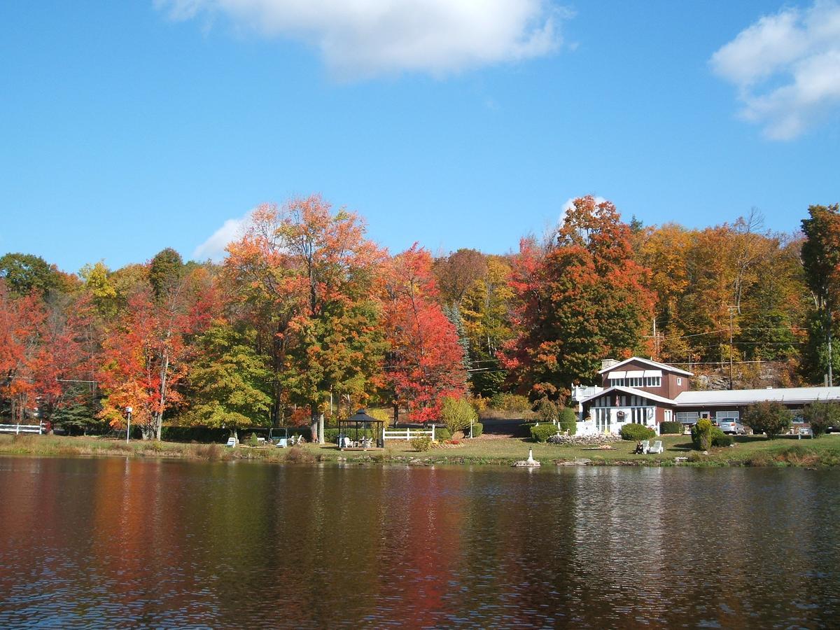 Lake Moc A Tek Inn Lakeville Kültér fotó